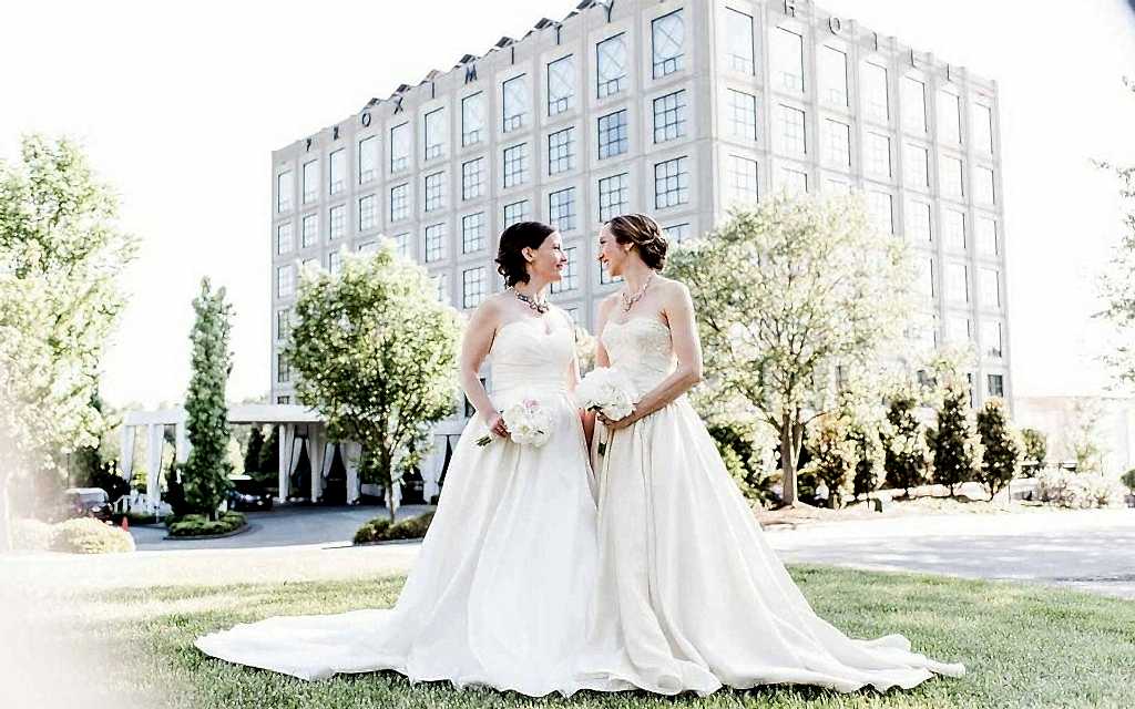 Proximity Hotel Wedding - Sarah and Catherine