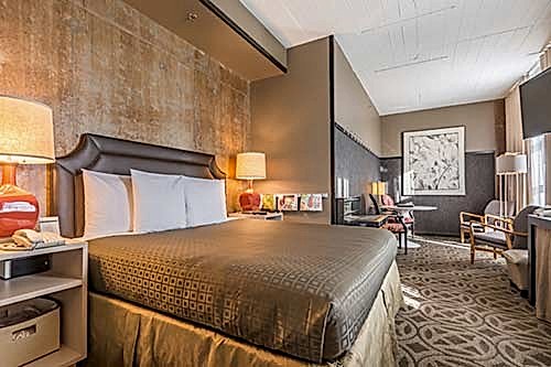 Center Loft King Room