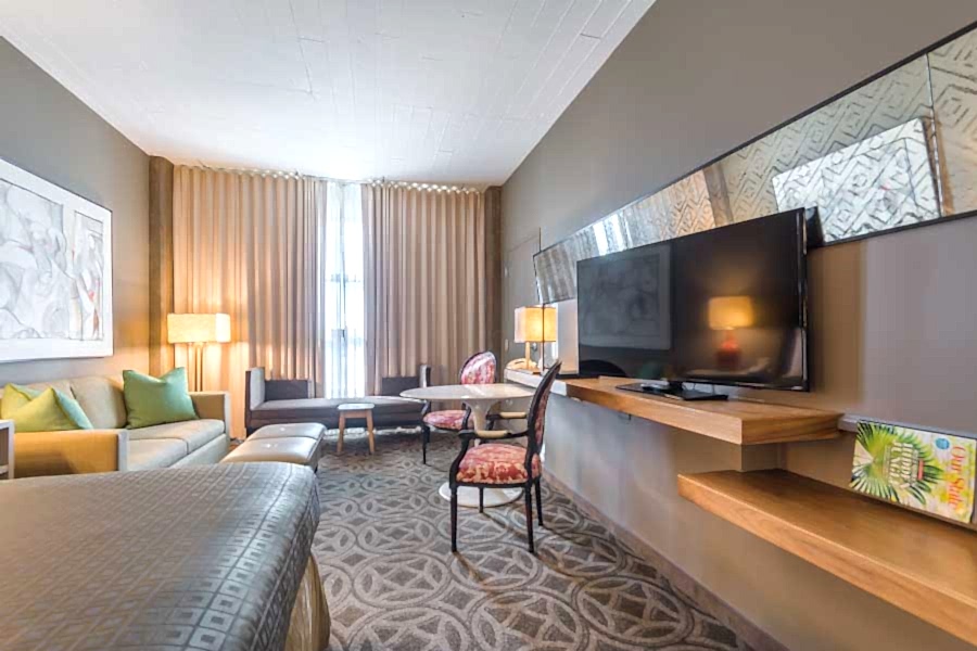 Proximity King Room TV