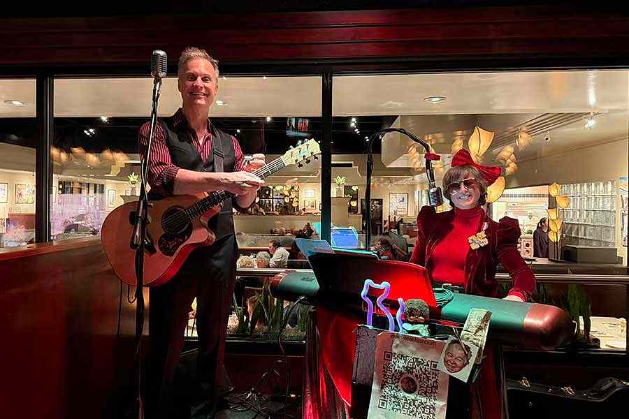 AM rOdeO duo, Evan Olson and Jessica Mashburn play live music every Wednesday at Lucky 32 in Greensboro.